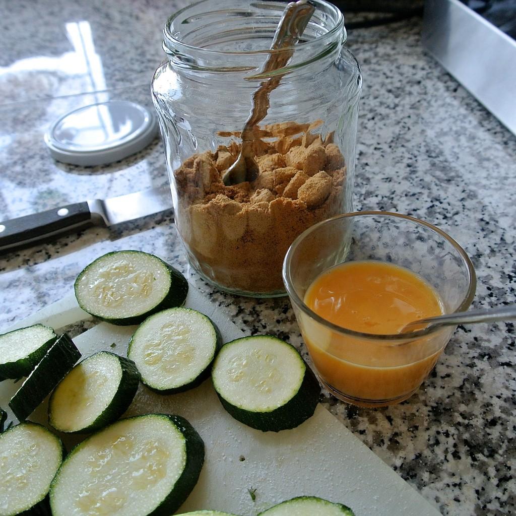 zucchini-macadamia